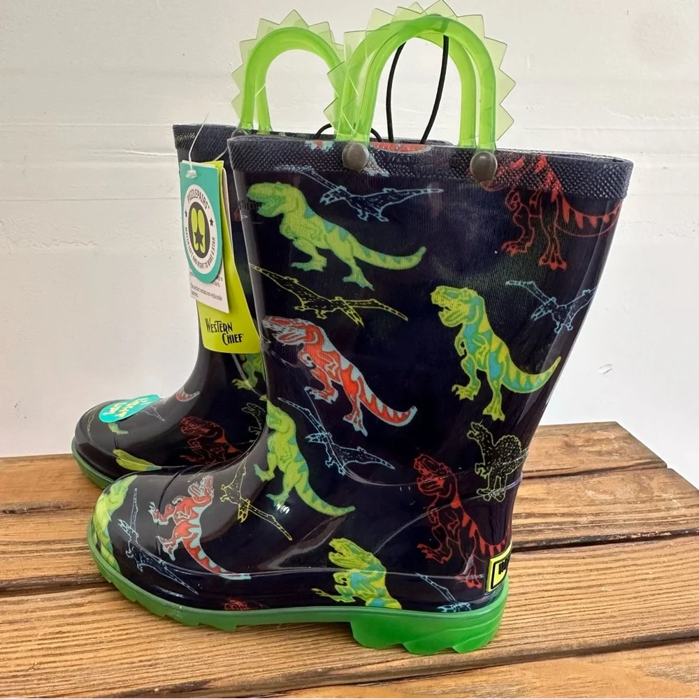 NWT New Puzzlepairs Target Kids' Dinosaur Lighted Rain Boots 12